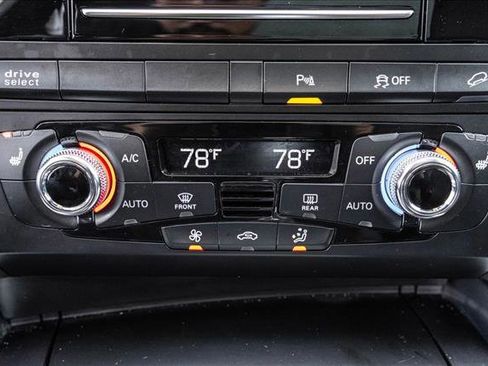 Used 2015 Audi SQ5 Premium Plus w/ Technology Package image 19