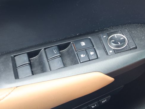 Used 2016 Lexus NX 200t AWD w/ Premium Package image 13