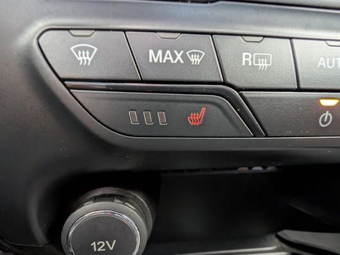 Used 2020 Ford Ranger Lariat w/ Technology Package image 32