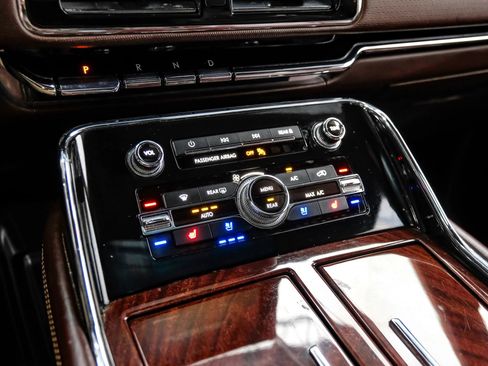 Used 2018 Lincoln Navigator Black Label w/ Cargo Package AWD/4WD image 33