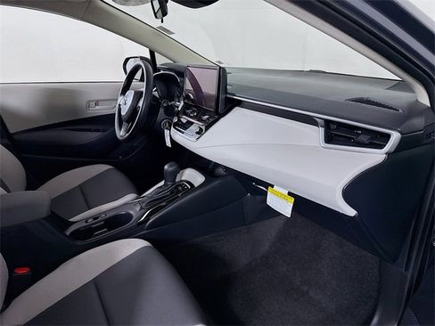 Certified 2025 Toyota Corolla LE image 26