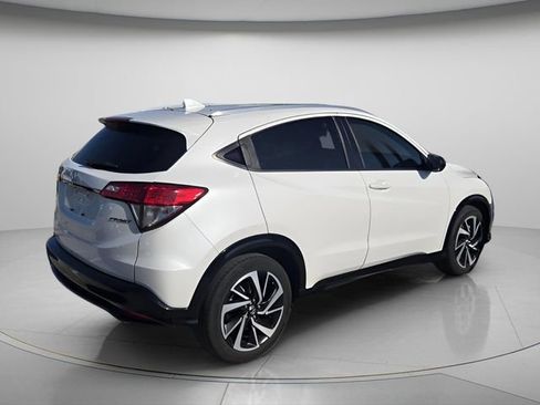 Used 2019 Honda HR-V Sport image 4