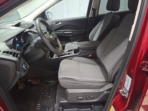 Used 2017 Ford Escape SE AWD/4WD image 16