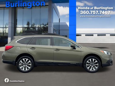 Used 2017 Subaru Outback 2.5i Limited AWD/4WD image 7