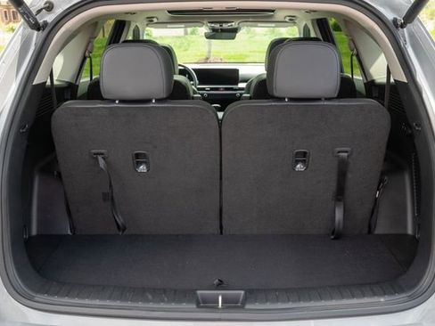 Certified 2025 Kia Sorento SX FWD image 33