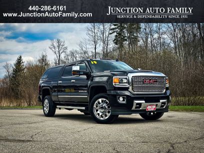 Used 2019 GMC Sierra 2500 Denali w/ Duramax Plus Package