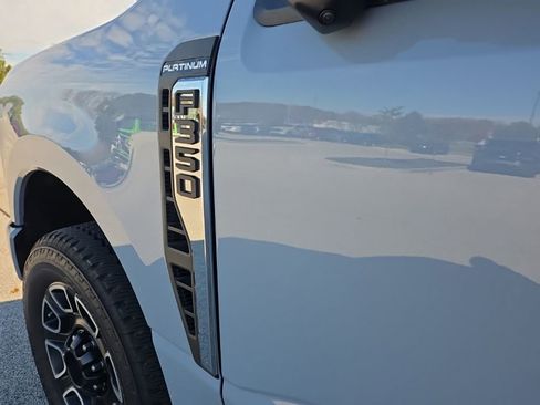 Used 2024 Ford F350 Platinum image 15