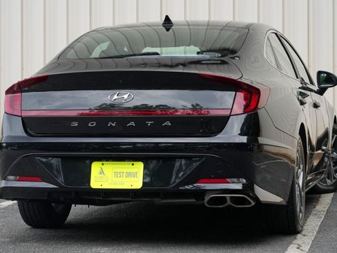 Used 2022 Hyundai Sonata SEL FWD image 4