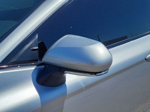 Certified 2022 Toyota Camry SE image 11