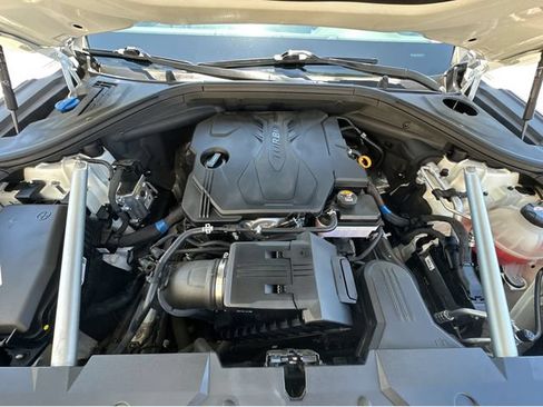 Used 2022 Genesis GV70 2.5T AWD/4WD image 36