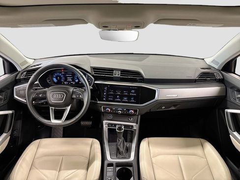 Certified 2023 Audi Q3 2.0T Premium w/ Convenience Package image 9