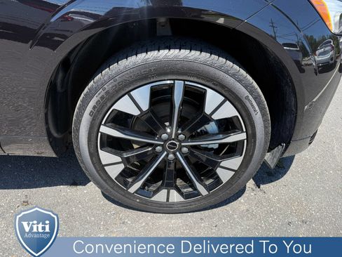 Certified 2026 Volvo XC60 B5 Plus w/ Protection Package Premier AWD/4WD image 15