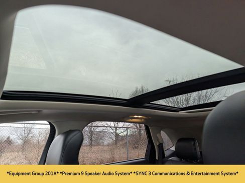 Used 2018 Ford Edge SEL w/ Equipment Group 201A image 5