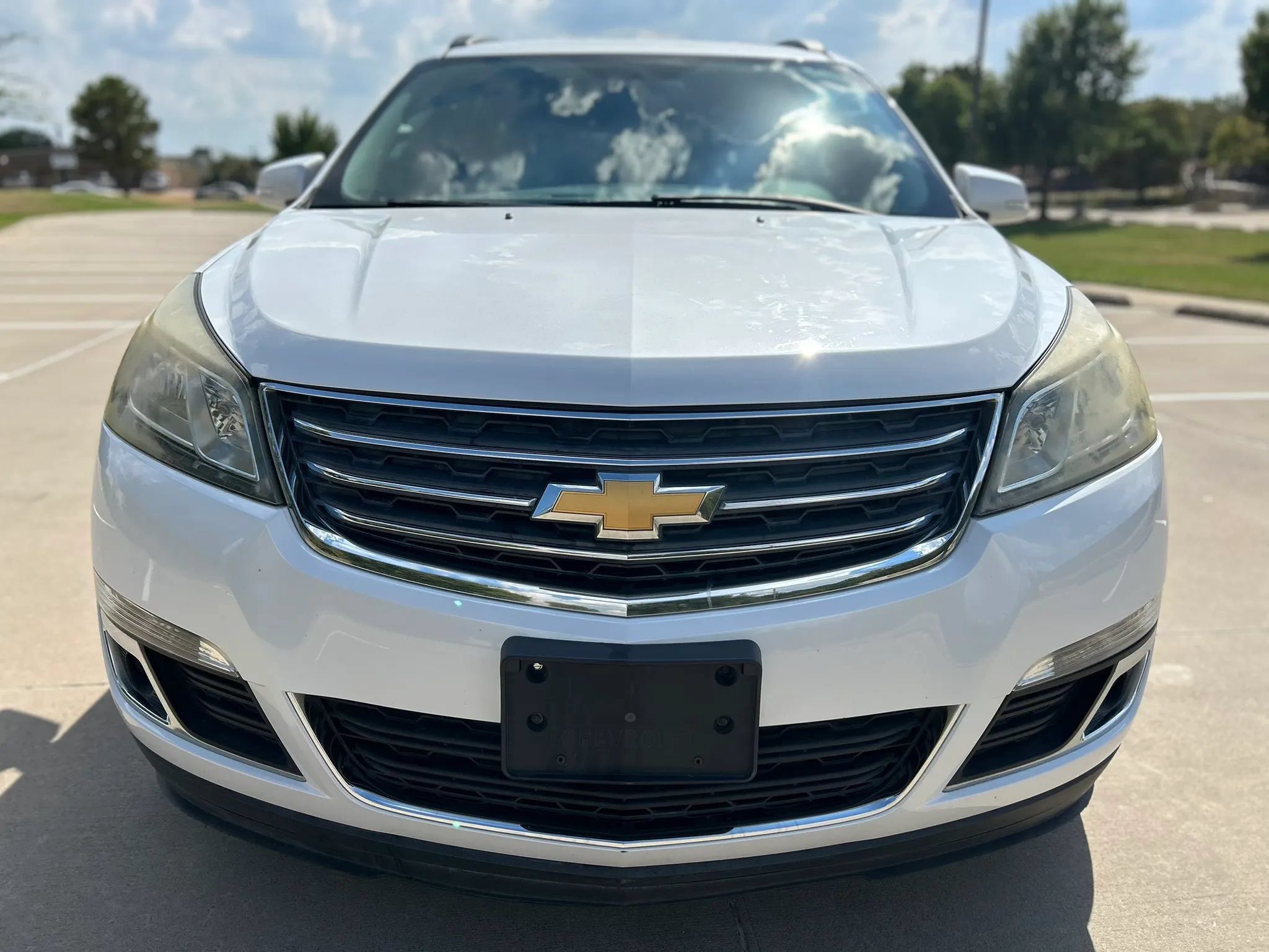 Used 2016 Chevrolet Traverse LT FWD image 3