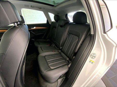 Certified 2023 Audi Q5 2.0T Premium w/ Convenience Package AWD/4WD image 23