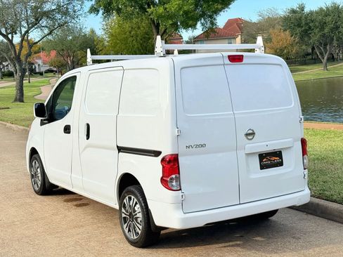 Used 2020 Nissan NV200 SV image 7