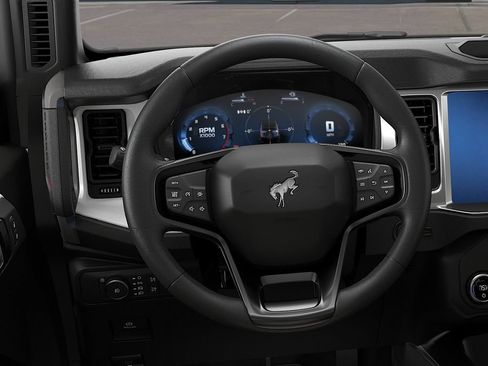 New 2026 Ford Bronco Outer Banks w/ Sasquatch Package AWD/4WD image 6