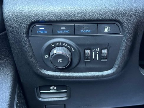 Used 2024 Jeep Grand Cherokee Limited 4xe w/ Trailer Tow Package AWD/4WD image 22