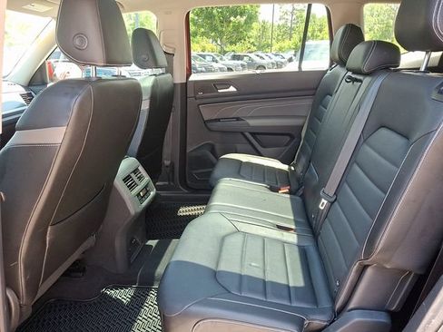 Used 2021 Volkswagen Atlas SEL Premium AWD/4WD image 10