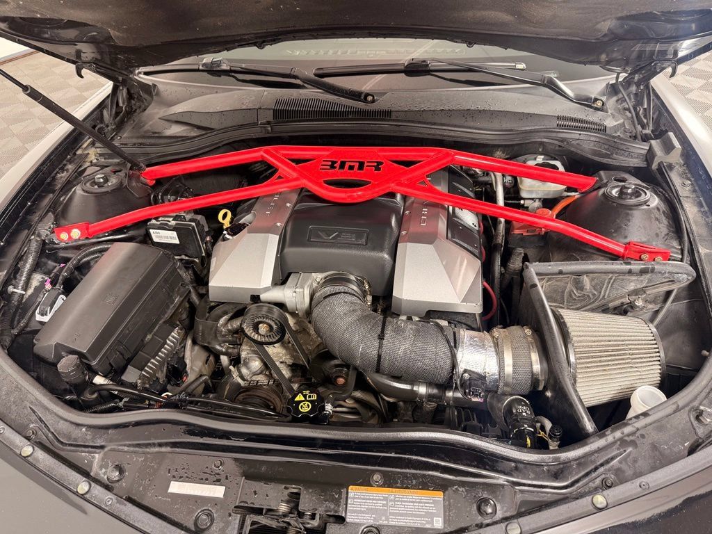Used 2010 Chevrolet Camaro SS w/ RS Package RWD image 10