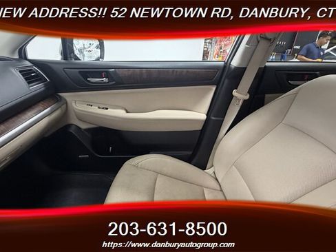 Used 2017 Subaru Outback 3.6R Limited AWD/4WD image 15
