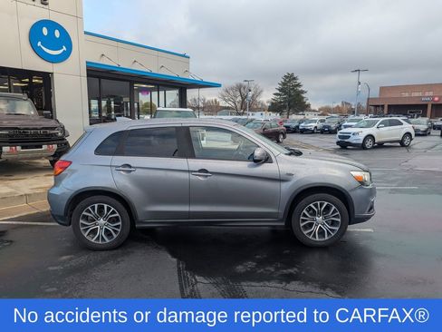 Used 2019 Mitsubishi Outlander Sport ES image 2