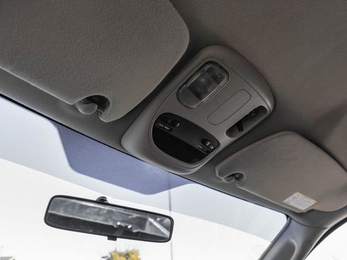 Used 2003 Dodge Ram 2500 Truck SLT image 30