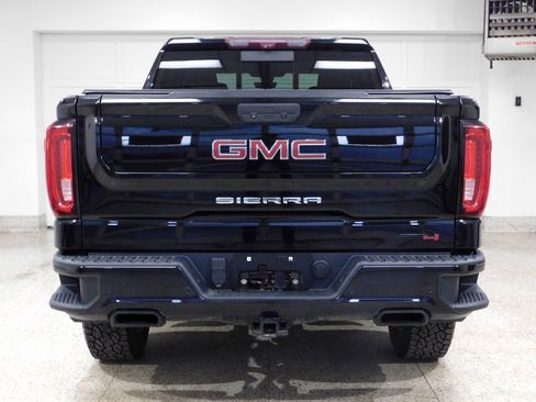 Used 2020 GMC Sierra 1500 AT4 image 8