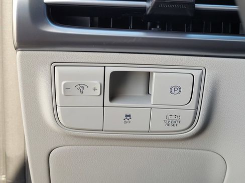 New 2026 Hyundai Tucson Blue SE image 15