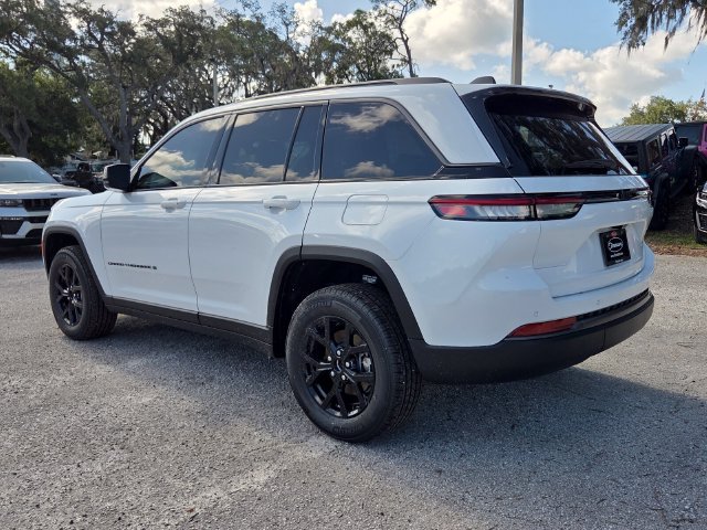 New 2026 Jeep Grand Cherokee Altitude RWD image 6