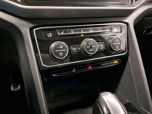 Certified 2023 Volkswagen Atlas SEL Premium AWD/4WD image 27