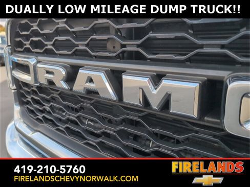 Used 2019 RAM 5500 Tradesman image 12