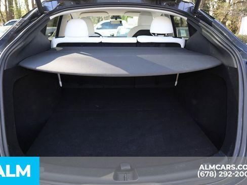 Used 2023 Tesla Model Y Long Range image 19