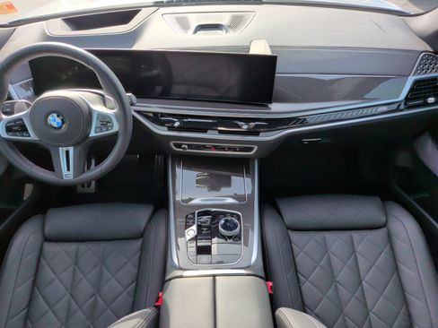 Certified 2025 BMW X5 M60i image 32