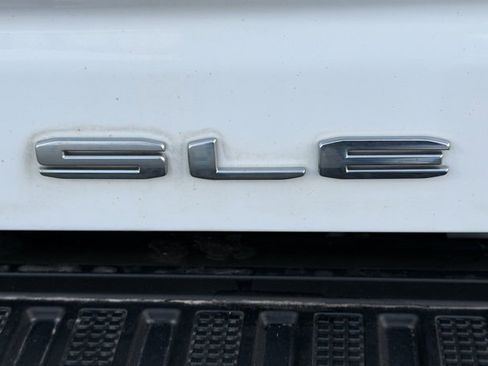 Used 2021 GMC Sierra 3500 SLE w/ SLE Convenience Package image 21