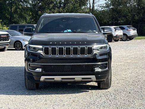 Used 2024 Jeep Wagoneer Series II w/ Flexible Seating Group RWD image 2