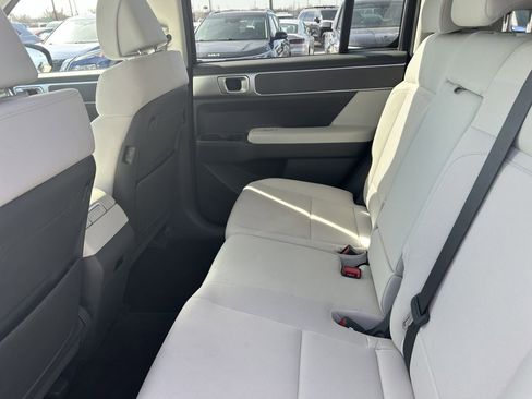 Used 2024 Hyundai Santa Fe SE image 11