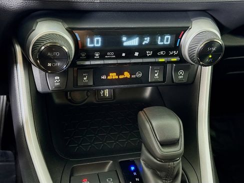 Certified 2024 Toyota RAV4 XLE w/ Convenience Package AWD/4WD image 8