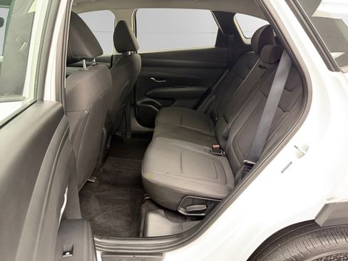 Used 2025 Hyundai Tucson SE AWD/4WD image 13