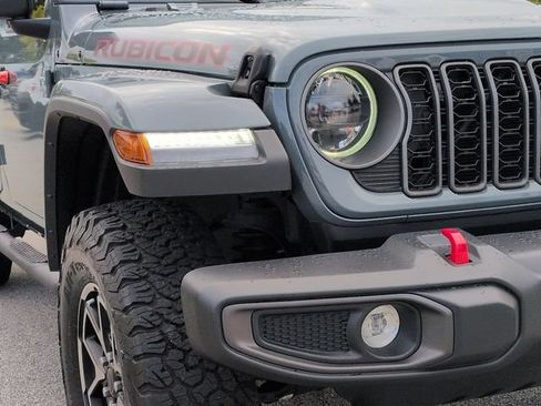 Certified 2026 Jeep Wrangler Unlimited Rubicon AWD/4WD image 9