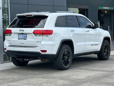 Used 2019 Jeep Grand Cherokee Limited AWD/4WD image 3