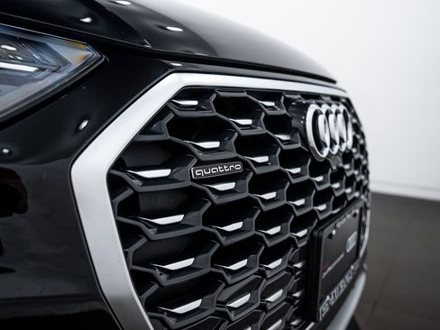 Certified 2025 Audi Q5 2.0T Premium image 21