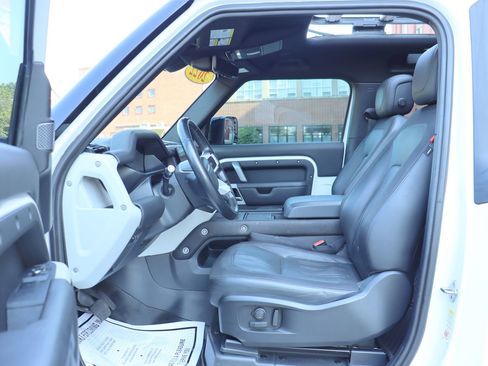 Used 2022 Land Rover Defender 90 X-Dynamic HSE AWD/4WD image 10