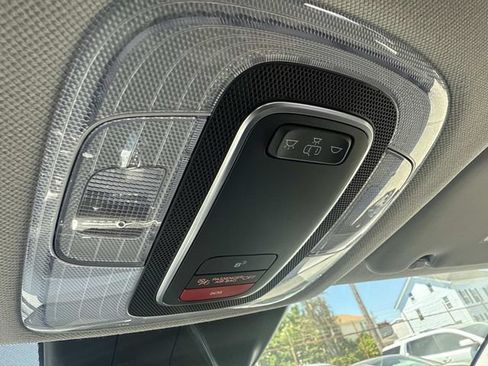 Certified 2024 Hyundai Elantra SEL FWD image 23