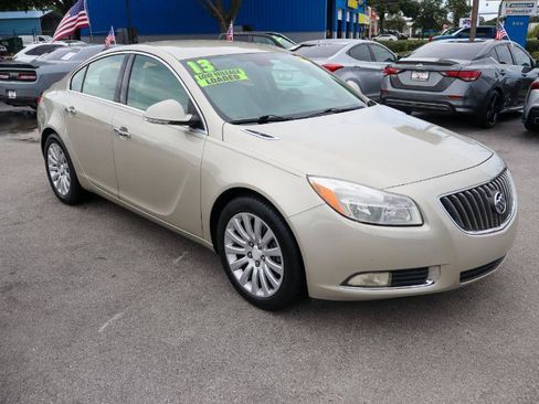 Used 2013 Buick Regal Premium FWD image 7