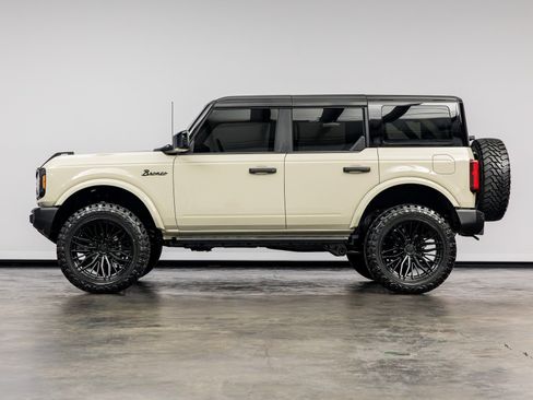 Used 2025 Ford Bronco Big Bend AWD/4WD image 9