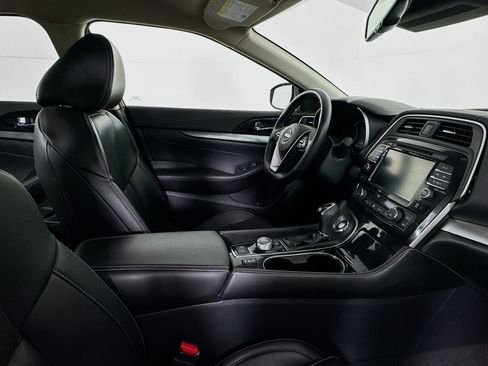 Used 2022 Nissan Maxima SV w/ Floor Mat Group FWD image 28