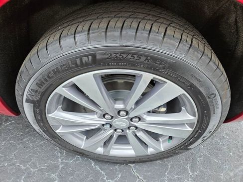 Certified 2025 Cadillac XT6 Premium Luxury w/ LPO, Floor Liner Package FWD image 14