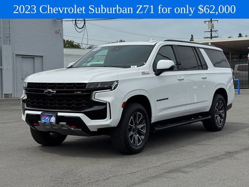 Used 2023 Chevrolet Suburban Z71 w/ Z71 Off-Road Package AWD/4WD image 4