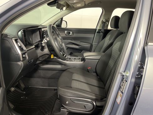 Used 2022 Kia Sorento LX image 20